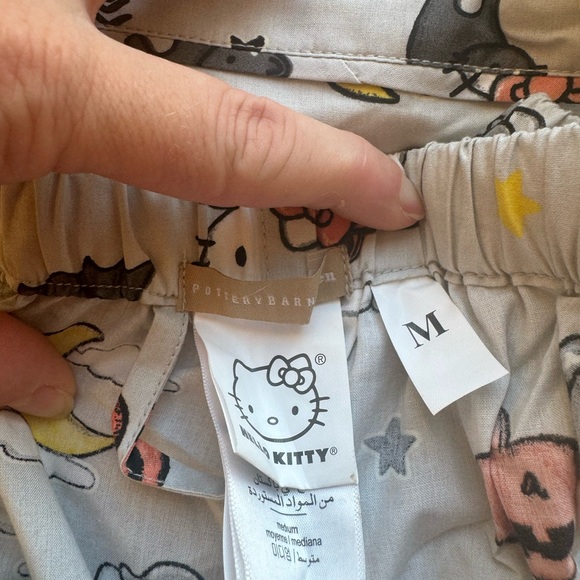 Hello Kitty X Pottery Barn Glow in the Dark PJs Size M SOLD OUT ONLINE - Picture 3 of 7